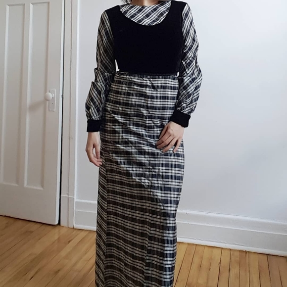Vintage religious maxi dress - Picture 4 of 6
